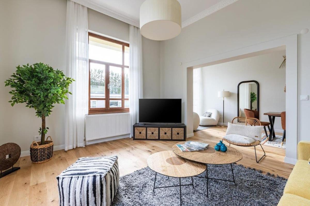 Bright Beautiful New Galata Port Balcony Gem! #260 Daire *