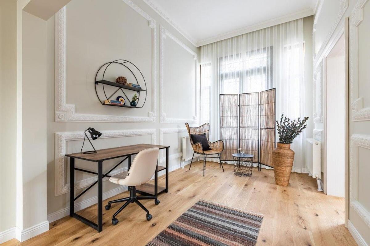 Bright Beautiful New Galata Port Balcony Gem! #260 Daire *